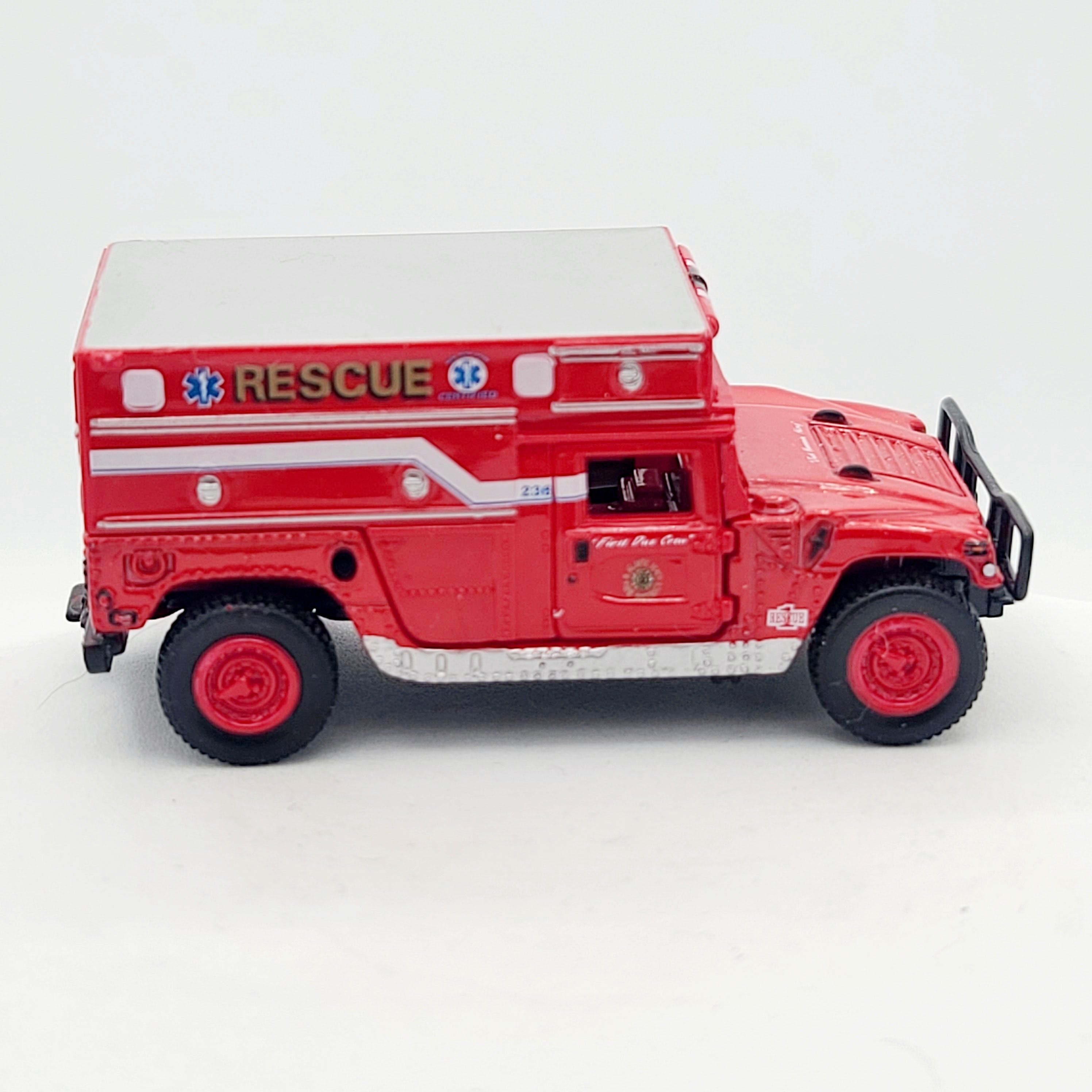 Johnny Lightning Atlantic Beach Rescue Hummer (1999 Hummer Series)
